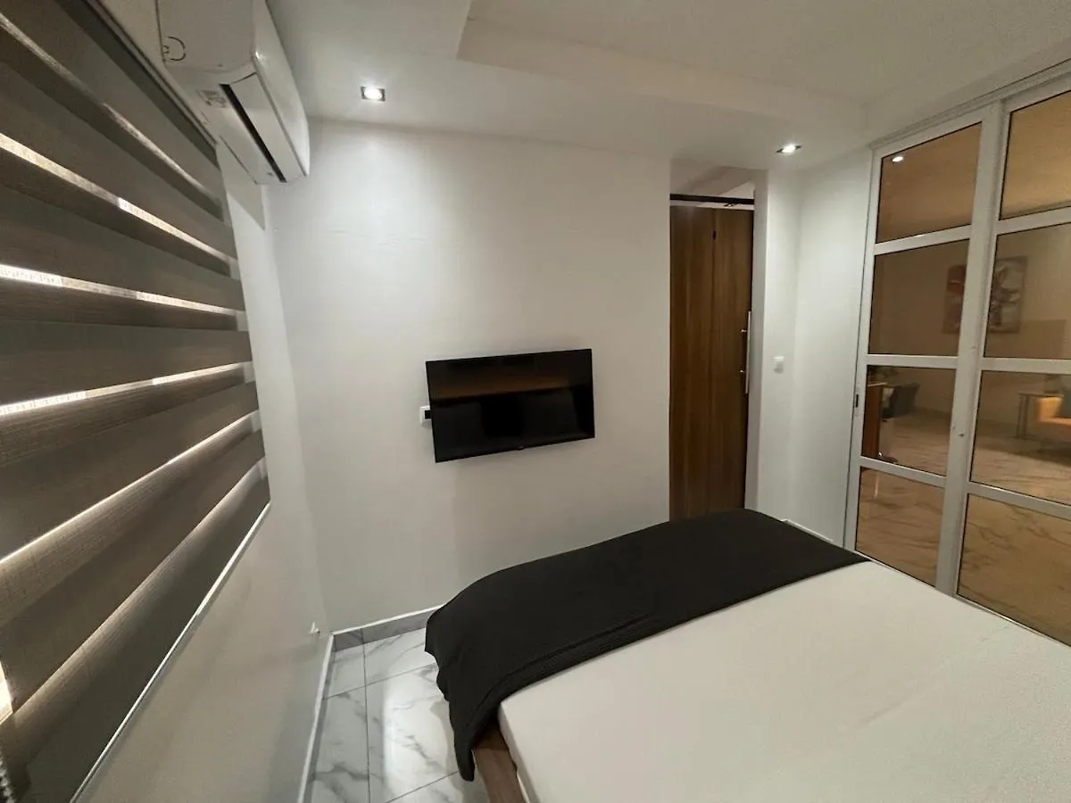 Cozy Modern Loft Mermoz Unlimited Fiber Wifi Lpk4 Dakar Apartamento